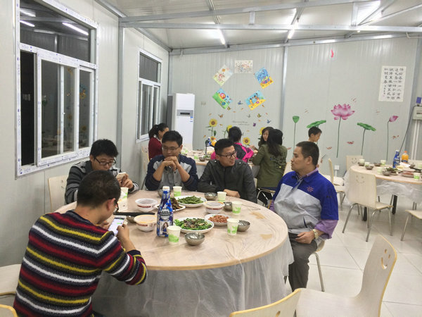 洗手间和食堂两个最能体现pg电子平台的地方！